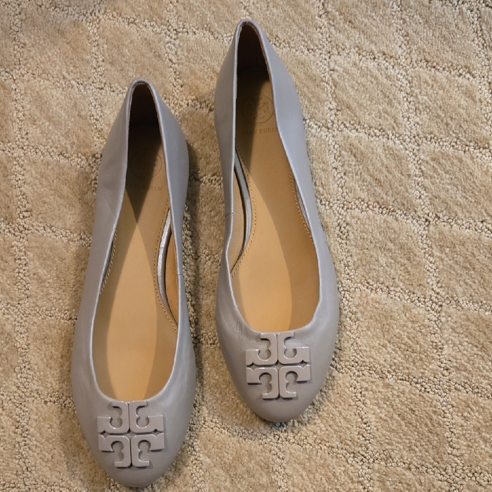 Tory Burch Lowell Light Gray Ballet Loafers